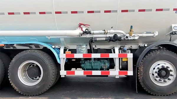 3915k1体育十年品牌值得信赖干混砂浆车