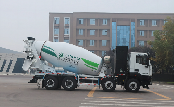 3915k1体育十年品牌值得信赖充换电一体式搅拌车