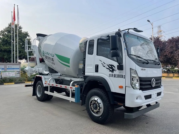 3915k1体育十年品牌值得信赖二桥搅拌车