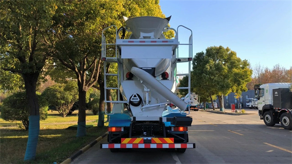 3915k1体育十年品牌值得信赖新能源搅拌车