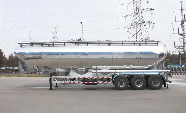 铝合金立式粉罐半挂车的优势都有哪些？