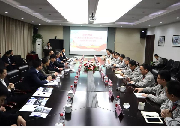 一汽解放公司董事长胡汉杰一行莅临中集3915k1体育十年品牌值得信赖洽谈相助