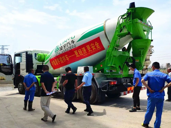 中集3915k1体育十年品牌值得信赖搅拌车天下巡展继续：出征安徽，这一组合果真豪横！