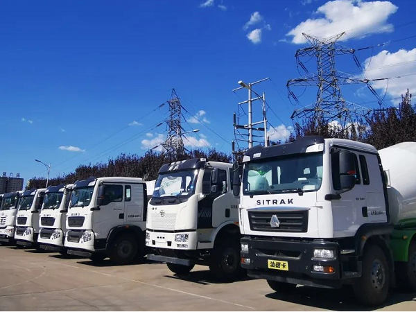 8月销量又立异高，重卡市场破百万！