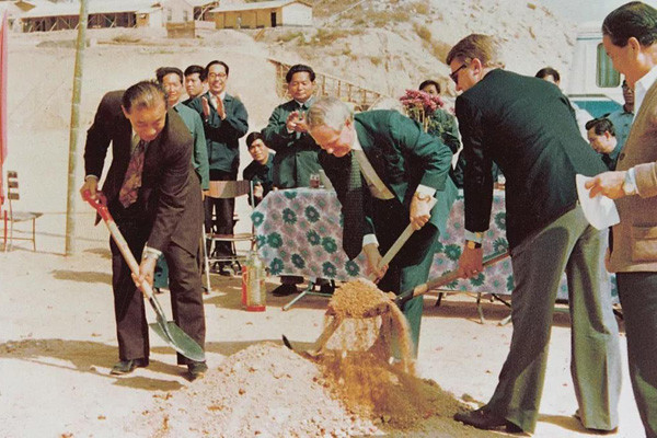 刷新开放见证中集集团40年生长历程，同运气，共生长