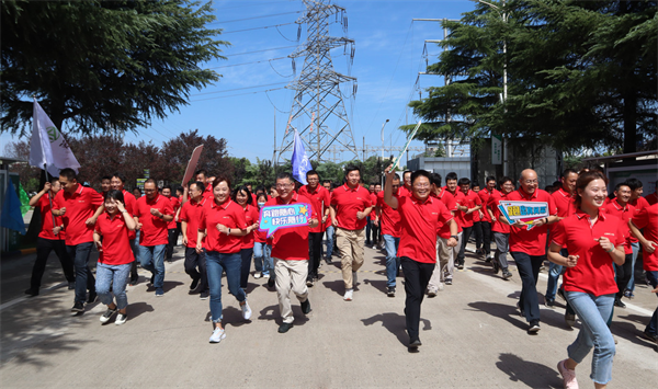 庆祝中集集团投产40周年 中集3915k1体育十年品牌值得信赖举行“康健乐跑”活动