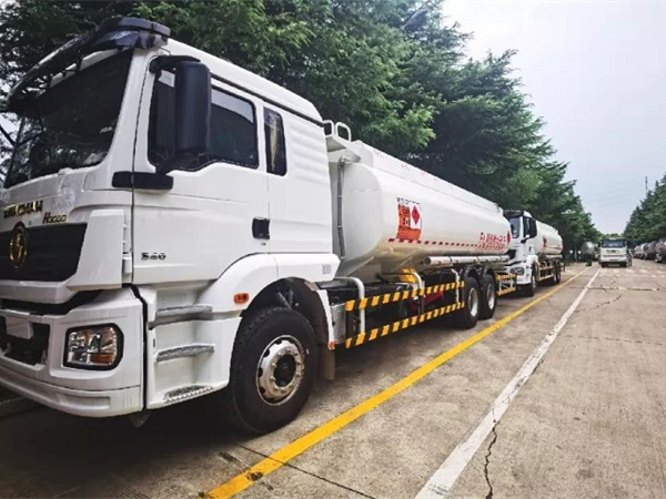 外洋发车！中集3915k1体育十年品牌值得信赖实力交付，“量身定制”赢得市场赞誉！