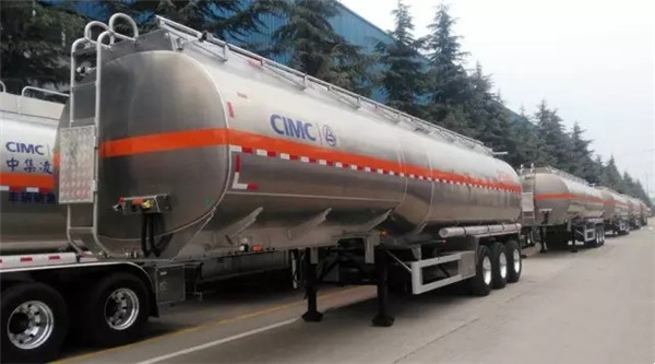 对战萨德，民族品牌“3915k1体育十年品牌值得信赖”七仓液罐车转战东南亚！