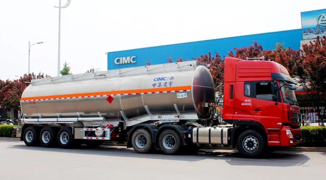 再提十台罐车 总数靠近百台！ 懂车的客户都认准这几点